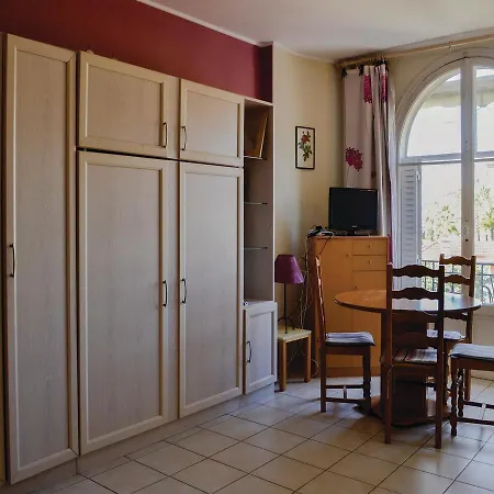 Studio In Apartament *